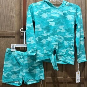 NWT. C & C Cali Camo Short Set